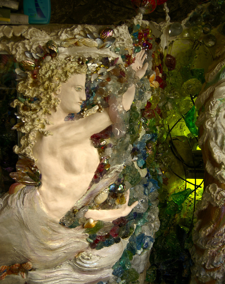 Скульптурно-мозаичный фриз"Нереида".