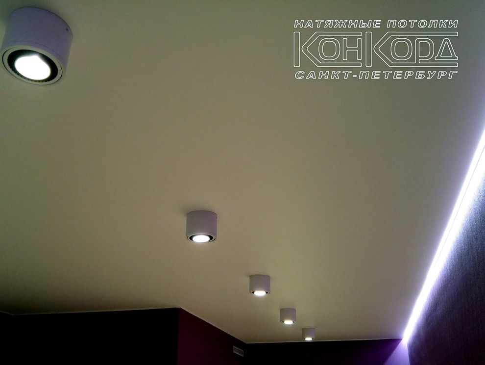 Потолки с подсветкой