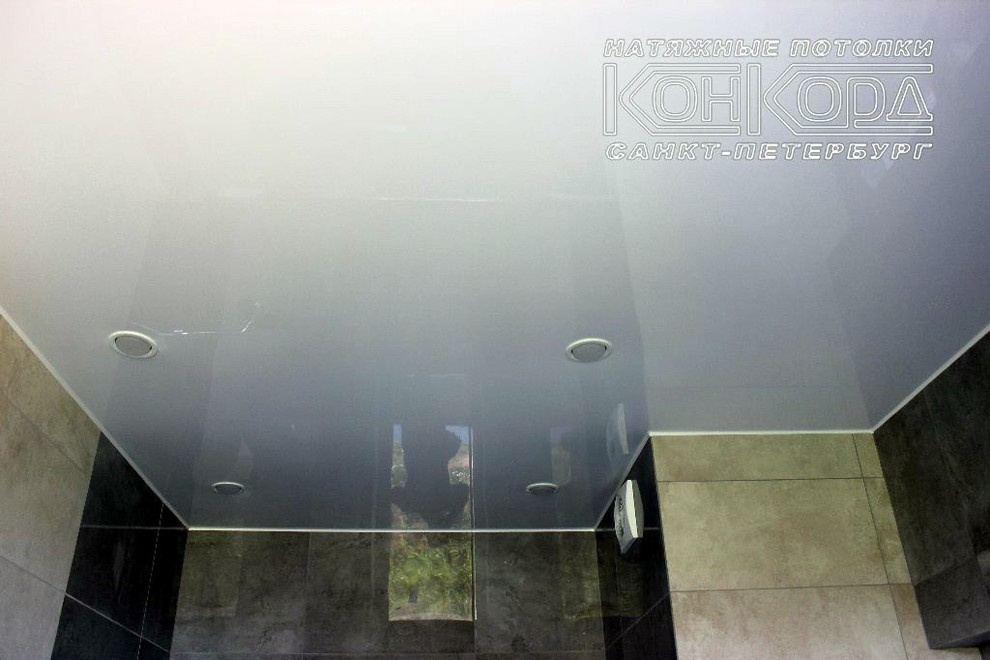 Глянцевые потолки