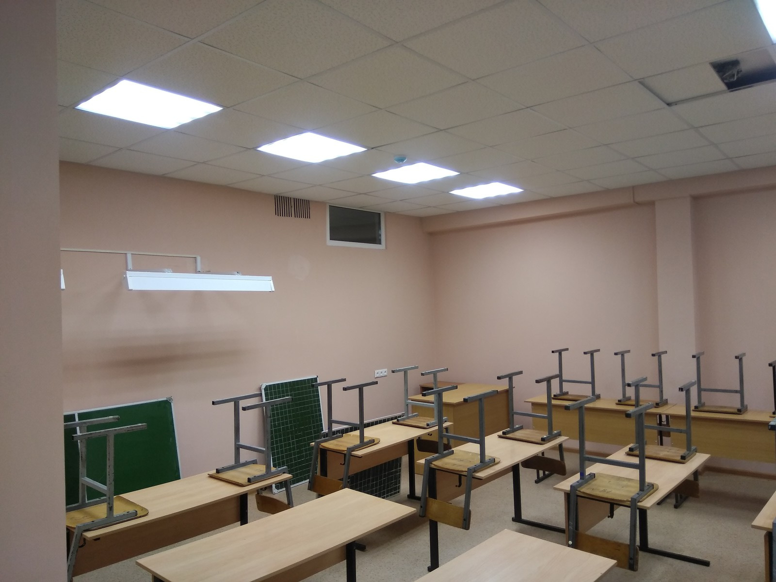 Гимназия № 44