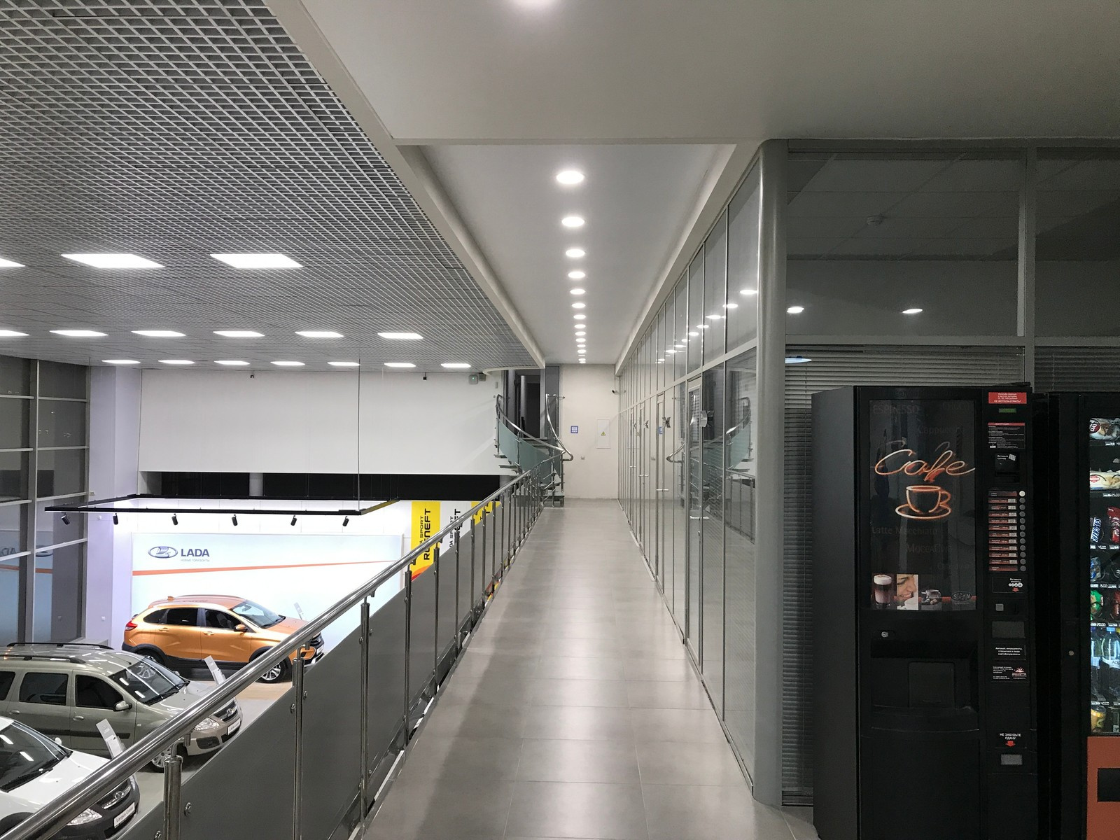 Освещение Автосалона с расчетом и монтажом