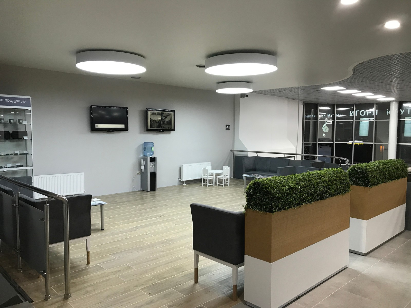 Освещение Автосалона с расчетом и монтажом