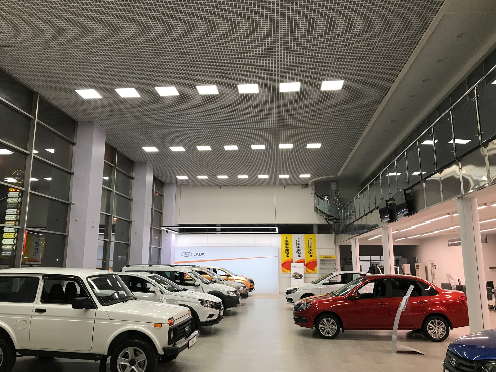 Обложка проекта: Освещение Автосалона с расчетом и монтажом