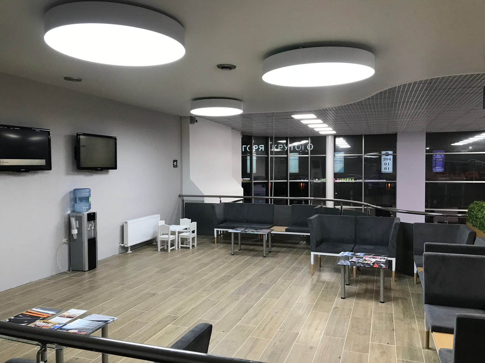 Обложка проекта: Изготовление и монтаж светодиодных эксклюзивных светильников