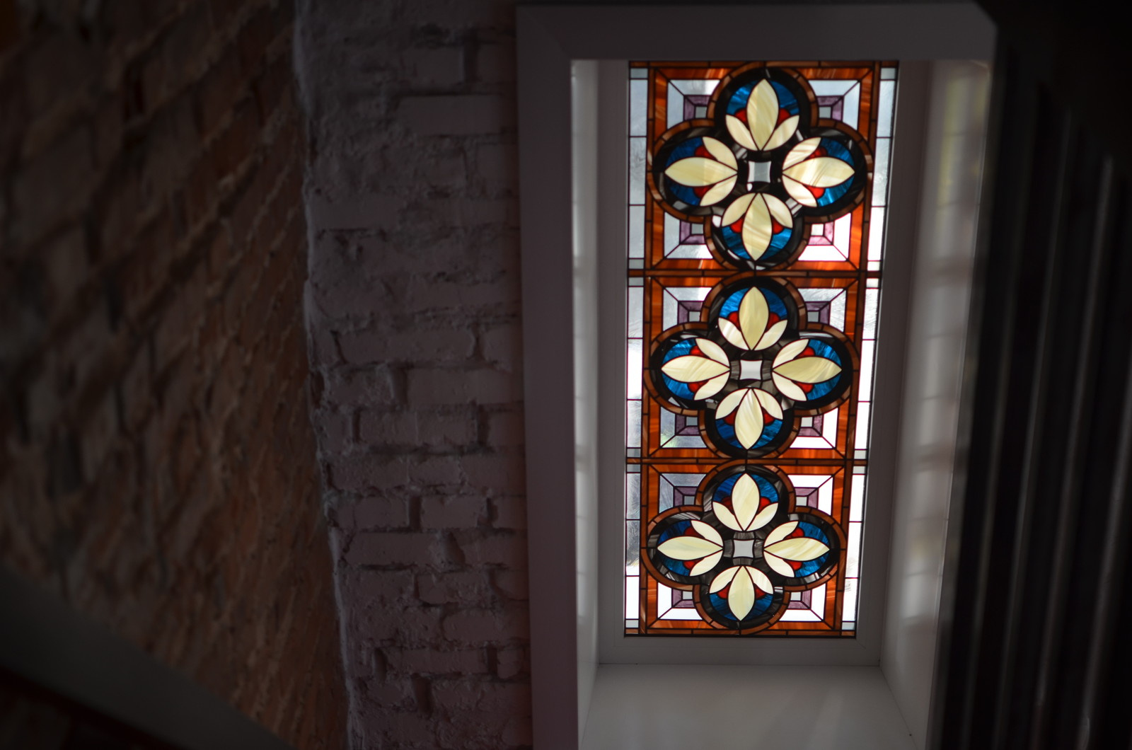 Обложка проекта: Витраж в готическом стиле