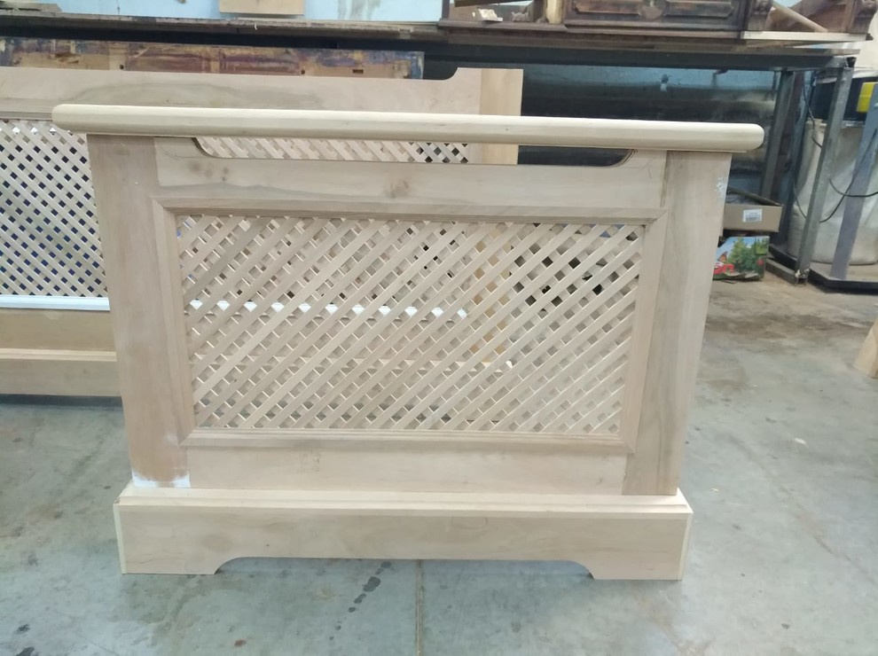 Изготовление мебели из массива, а также реставрация мебели.