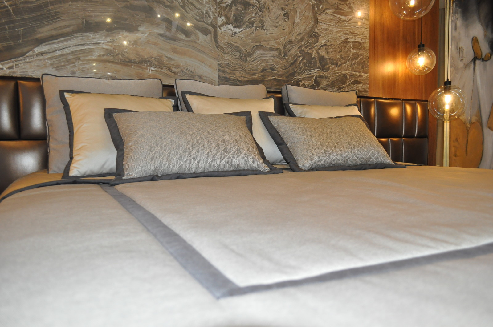 Текстильное оформление спален