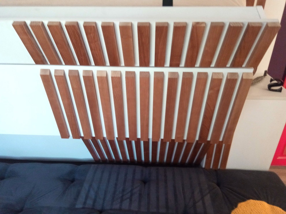 шкаф кровать с диваном и  декором из ясеня