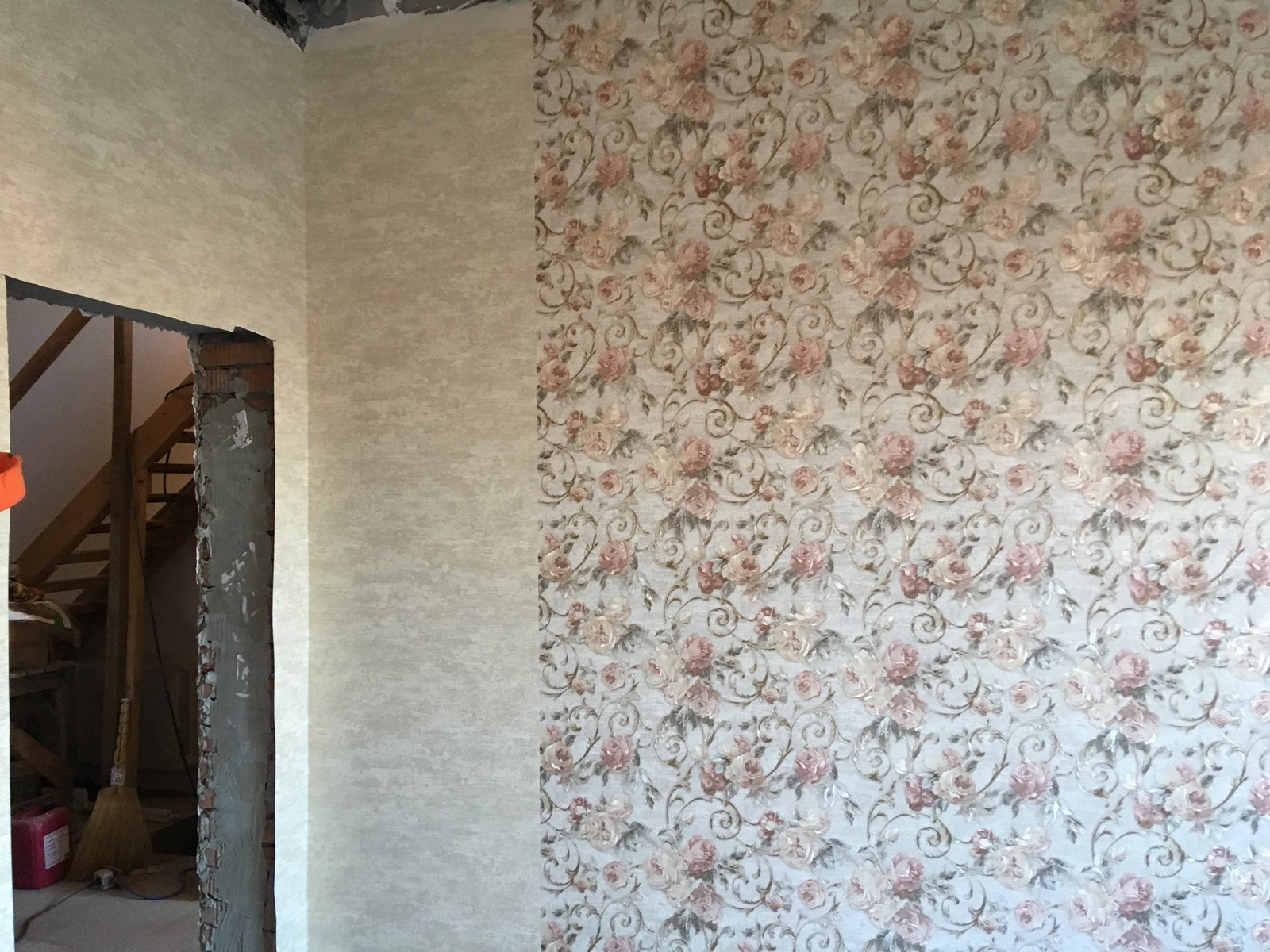 Комната в доме 4