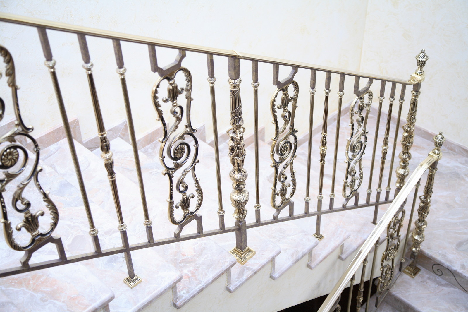 Латунные ограждения