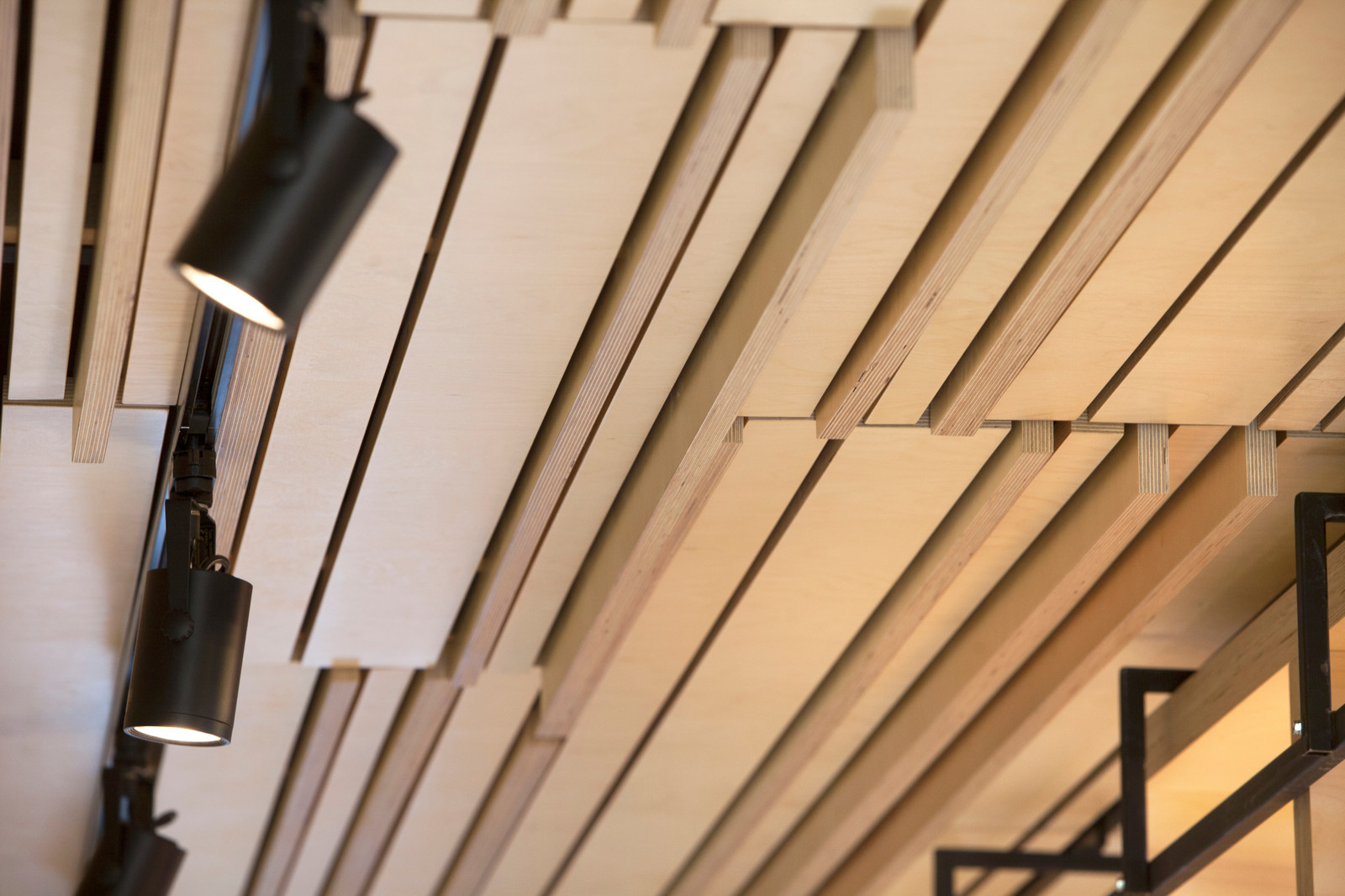 ОФИС MK PAKEND В ТАЛЛИННЕ