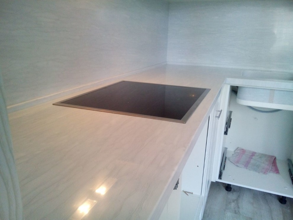 Столешница с фартуком из искусственного камня ST-106 Grencio