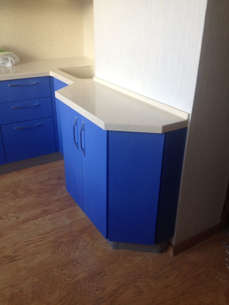 Столешница с фартуком из искусственного камня LG HI-MACS G-058