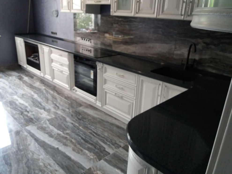 Столешница из искусственного камня STARON Tempest FC188 Caviar