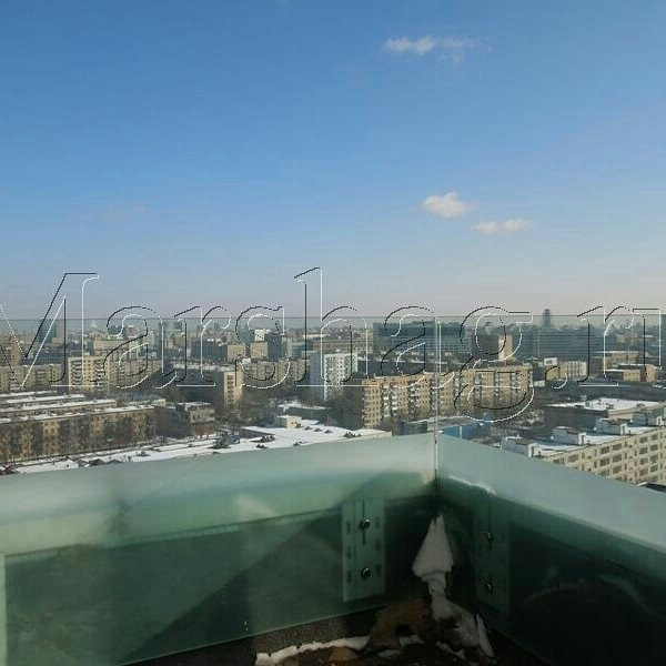 Ограждения из самонесущего стекла