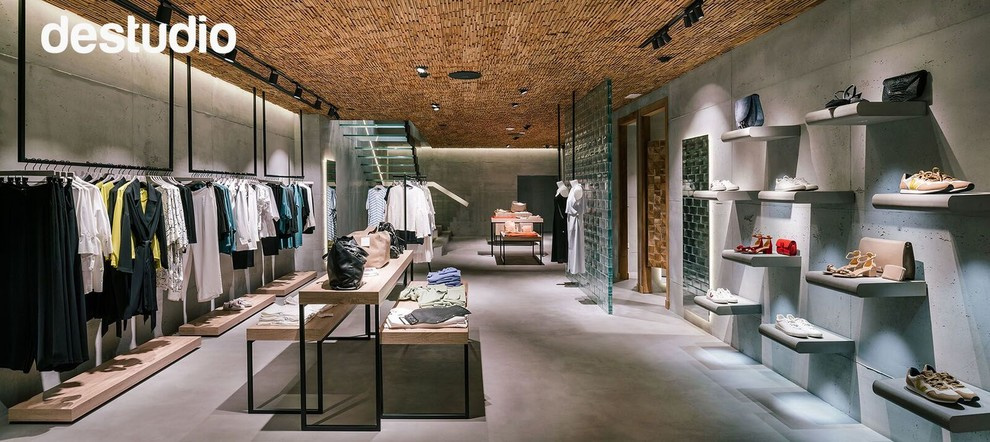 Destudio Hence Flagship Store Madrid