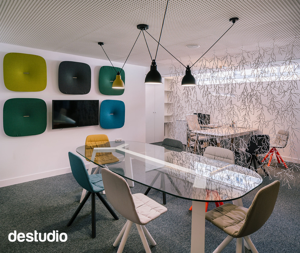 Destudio Hence Flagship Store Madrid