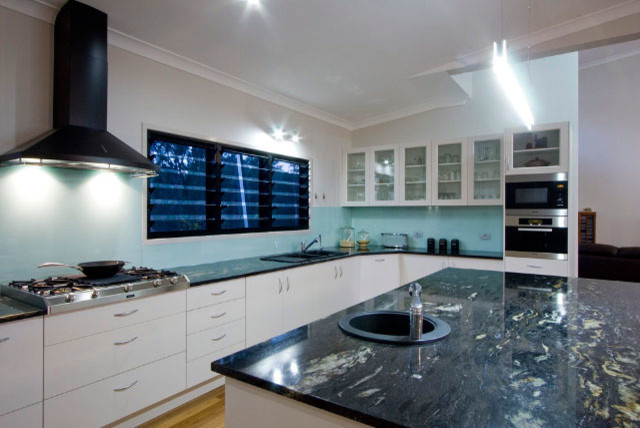 Столешницы из гранита