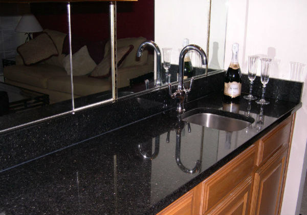 Столешницы из гранита