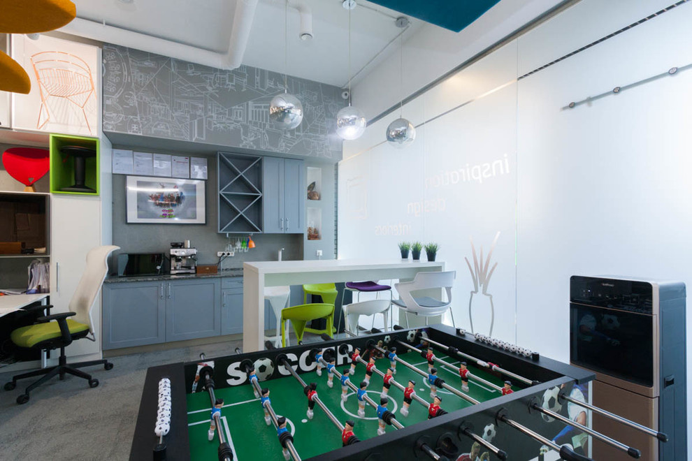 Офис нашей компании Look Wood Office Projects