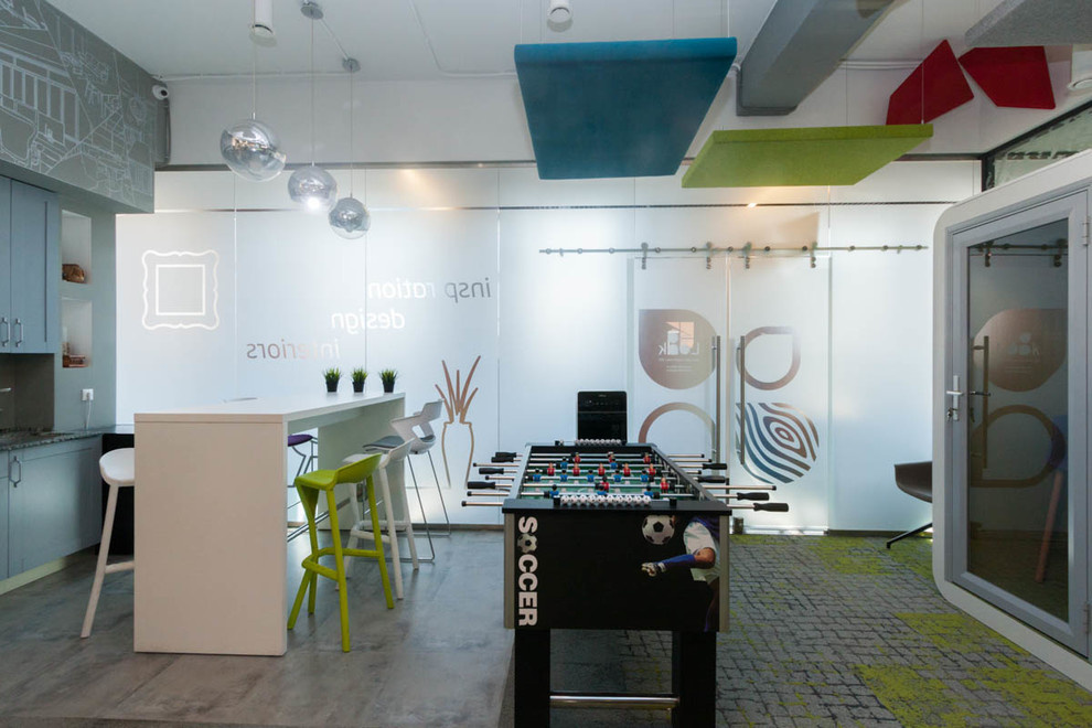 Офис нашей компании Look Wood Office Projects