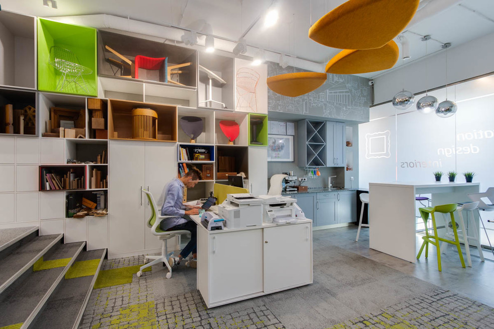 Офис нашей компании Look Wood Office Projects