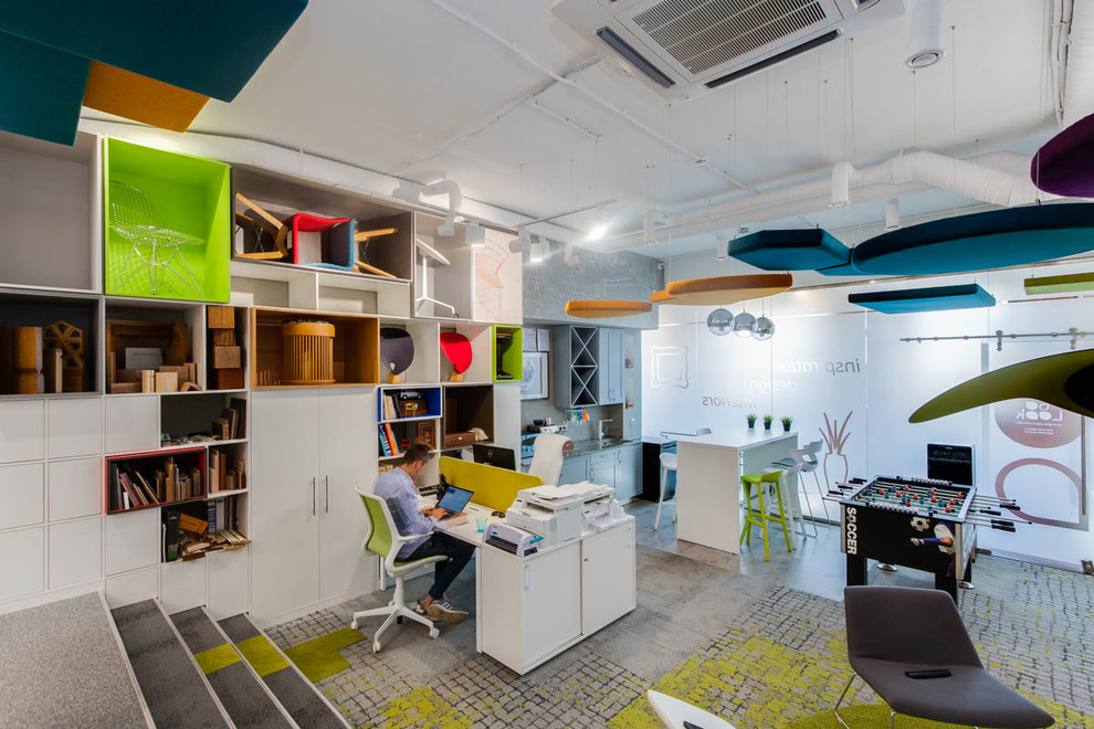 Офис нашей компании Look Wood Office Projects