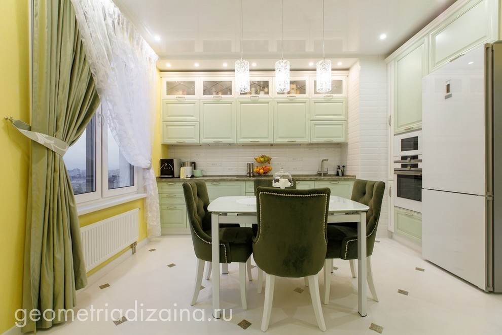 Квартира трехкомнатная.