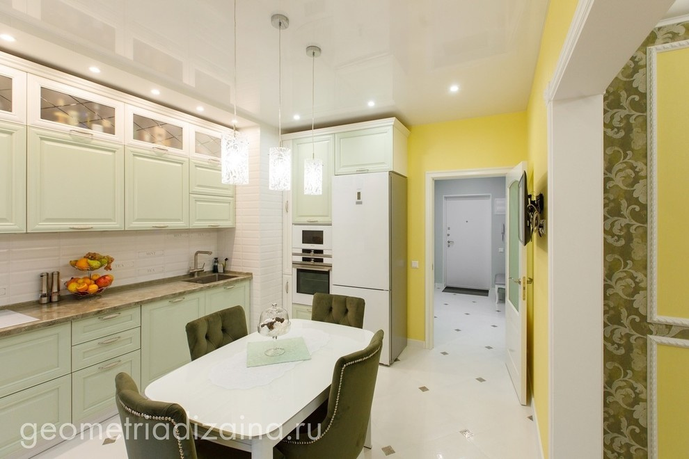 Квартира трехкомнатная.