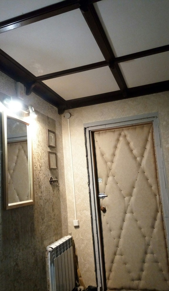 Строительство дома у пруда с лебедями