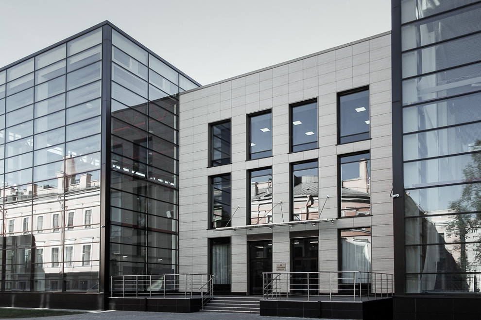 ЗДАНИЕ КАФЕДРЫ ФИЗ.ПОДГОТОВКИ ВМА ИМ. С. М. КИРОВА