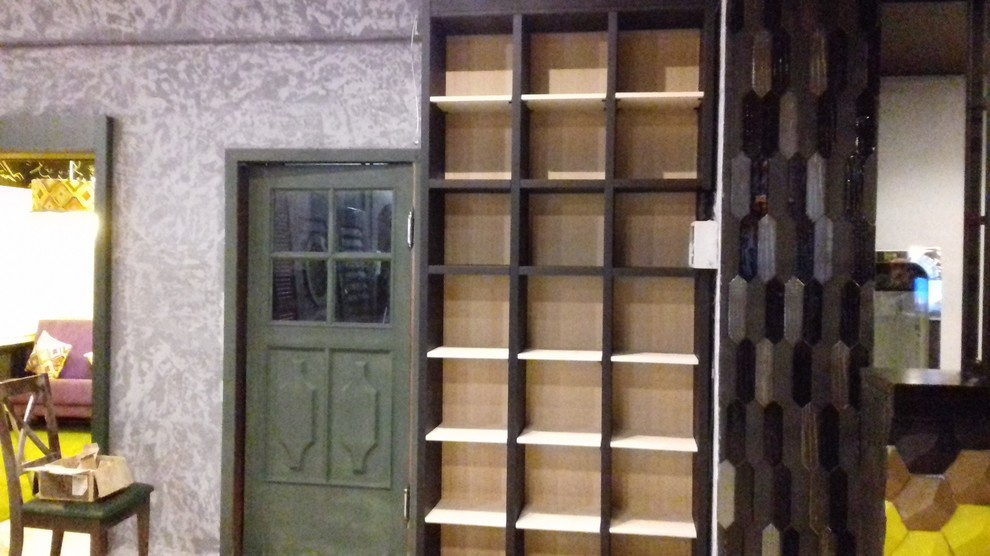 Мебель из массива дерева для ресторана.