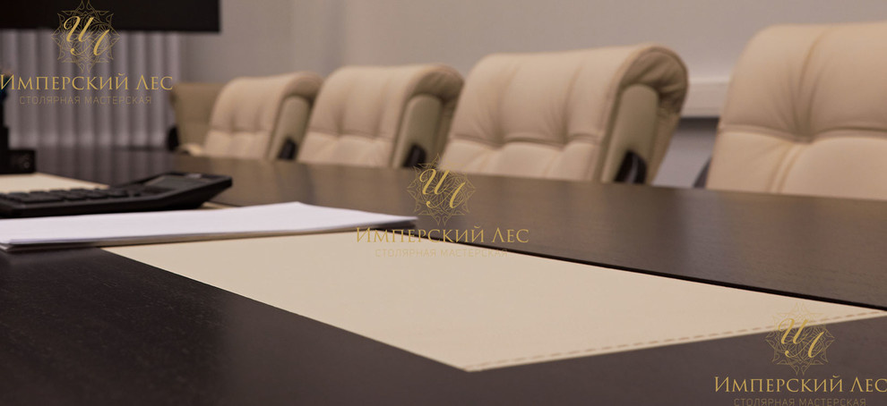 Стол и мебель для VIP переговорной
