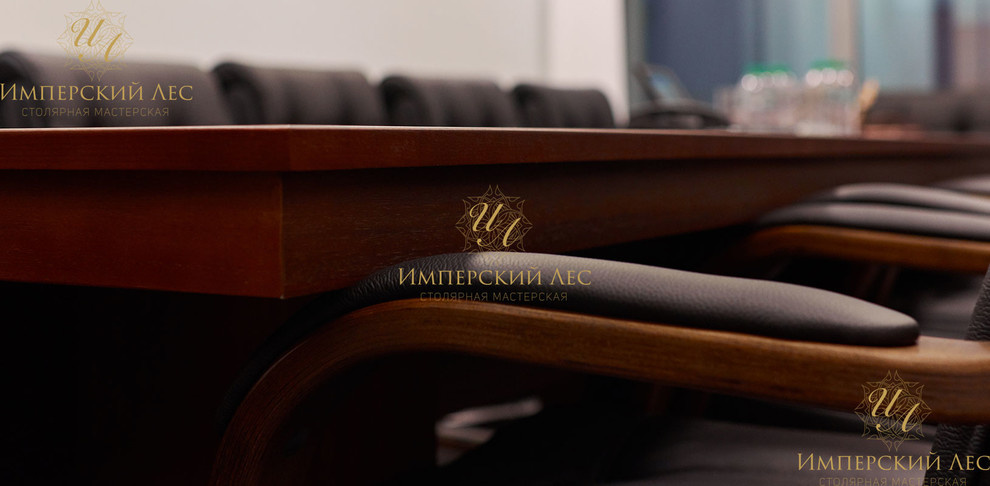 Стол и мебель для VIP переговорной