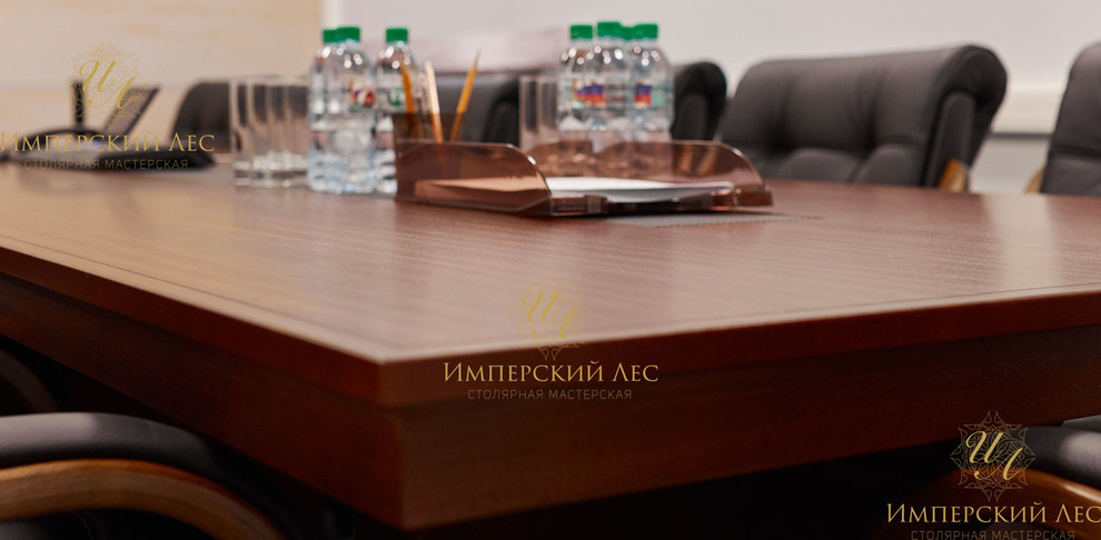 Стол и мебель для VIP переговорной