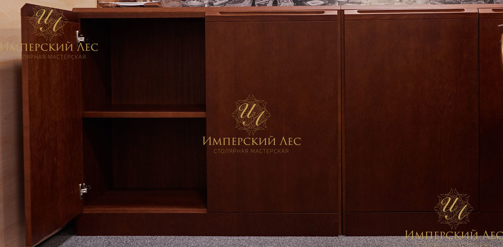 Стол и мебель для VIP переговорной