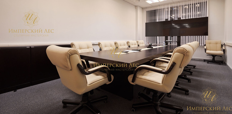 Обложка проекта: Стол и мебель для VIP переговорной