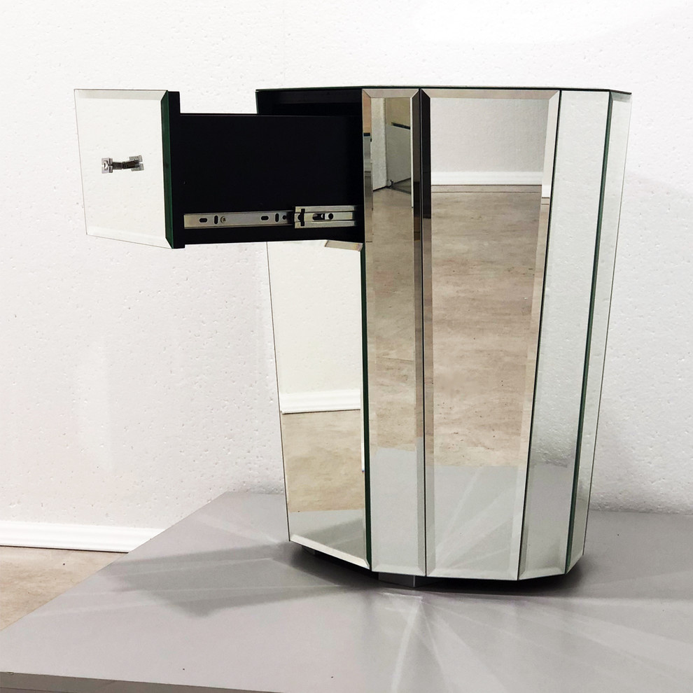 зеркальная мебель