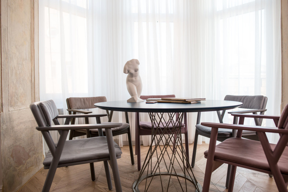 Historical center, Kiev Ukraine. 66m2