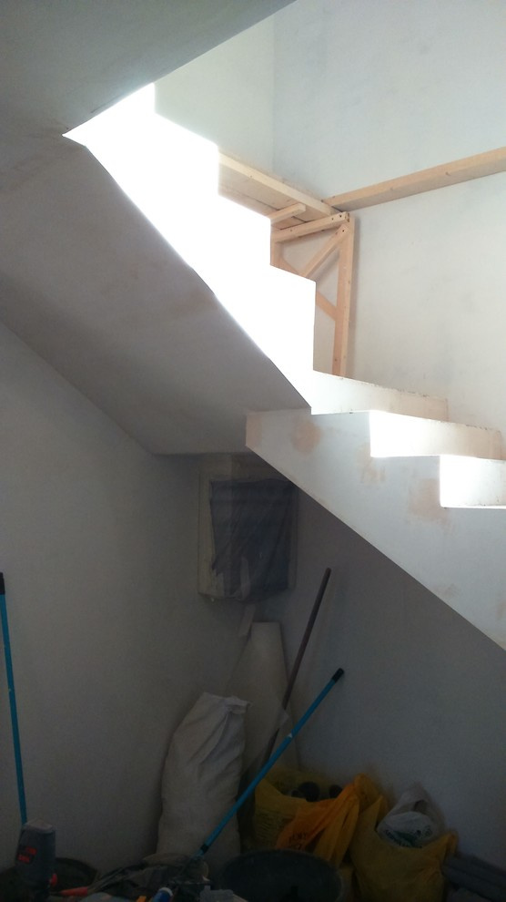 Облицовка бетонного марша,  ограждение из стекла