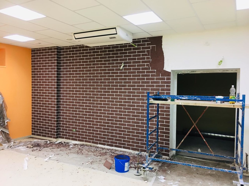 Внутренняя отделка. Имитация кирпичной кладки