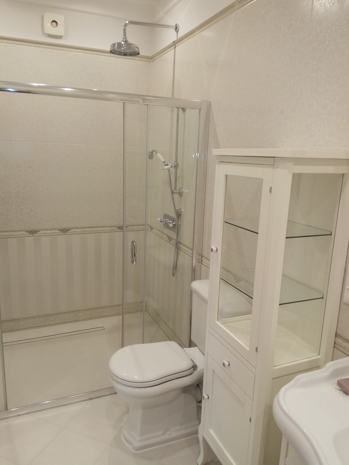 Ванная комната светлых тонов