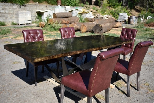 Столы из слэбов