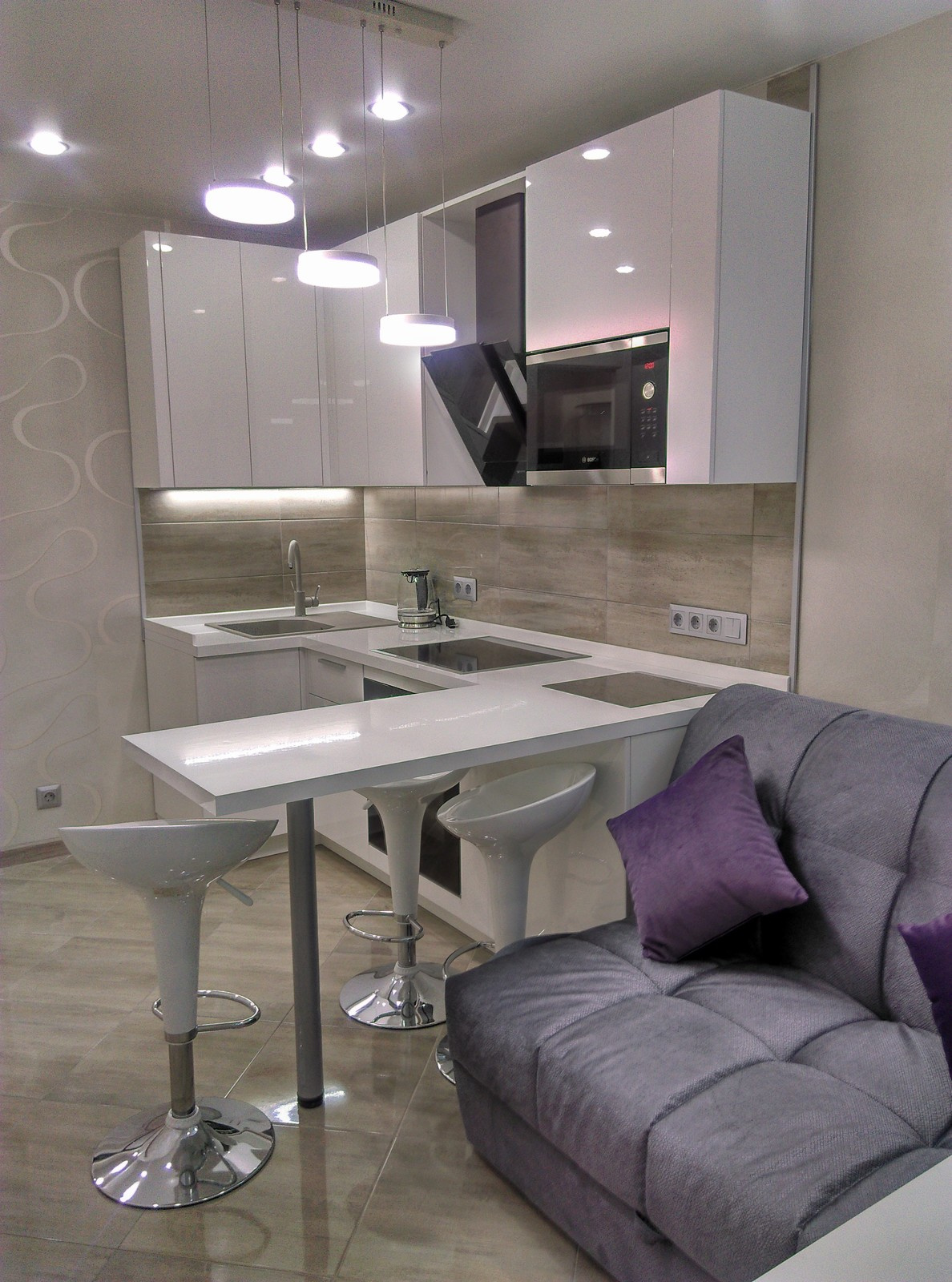 Однокомнатная квартира в серых тонах