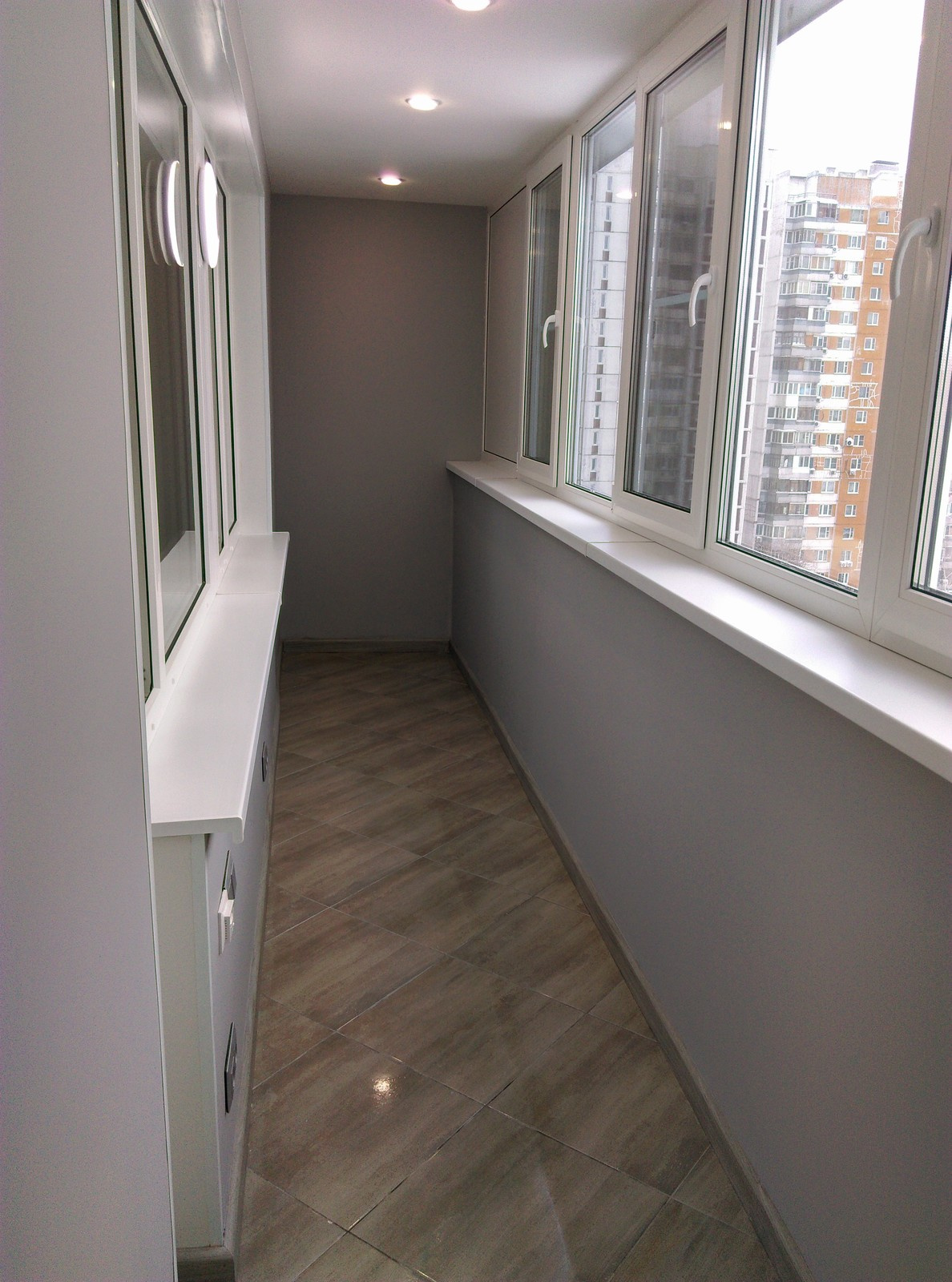 Однокомнатная квартира в серых тонах