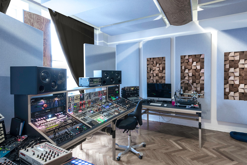 Blawan Music Studio Room