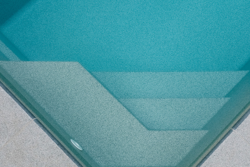 Бассейн на даче