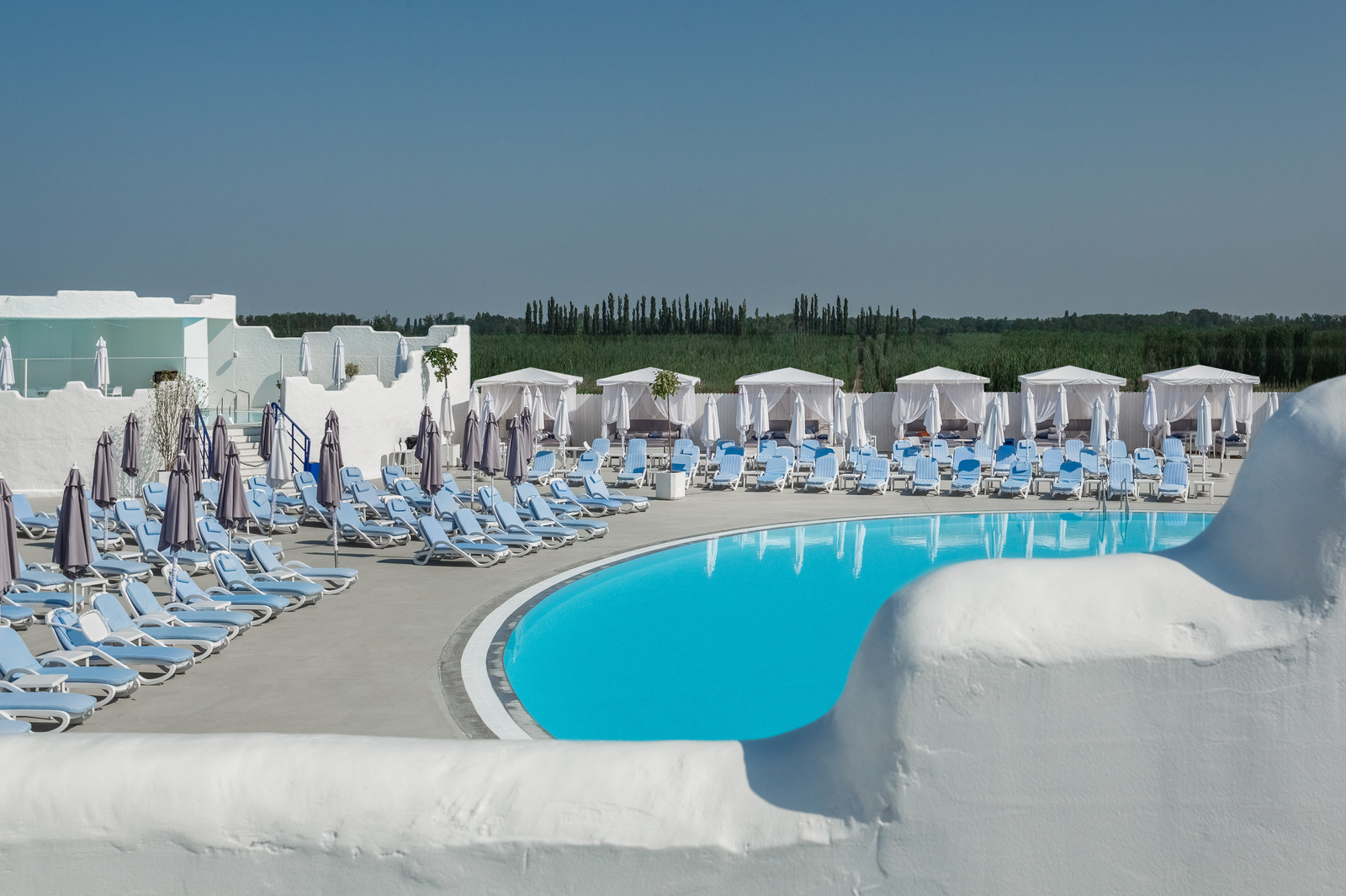 Летняя резиденция "SANTORINI"