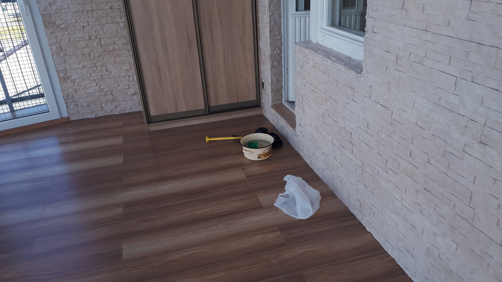 Обложка проекта: укладка плитки