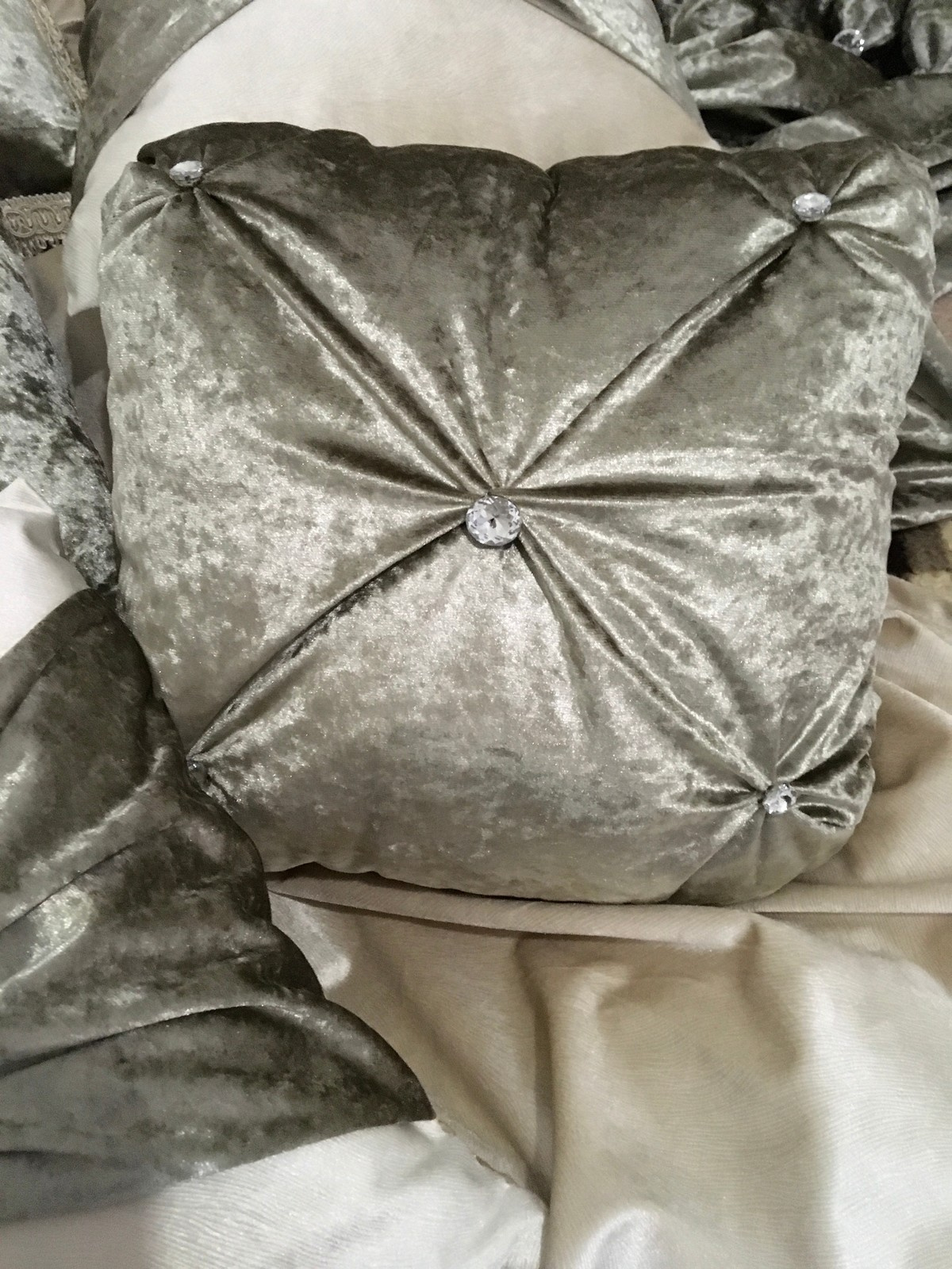 Оформление гостиной в квартире